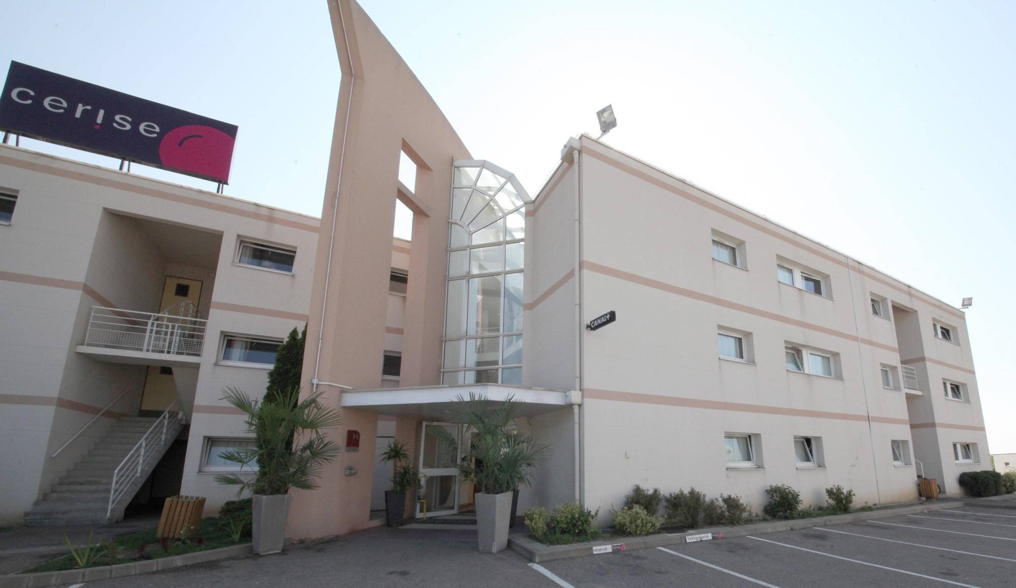 Hotel Cerise Nancy Dış mekan fotoğraf